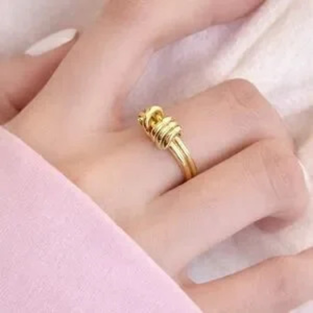 S925 Elegant Knot Ring in Gold